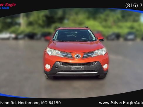 Used 2015 Toyota RAV4 XLE FWD image 9