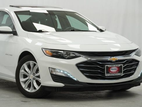 Used 2024 Chevrolet Malibu LT image 3
