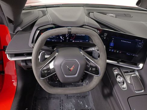 Used 2022 Chevrolet Corvette Stingray Coupe w/ 1LT image 32