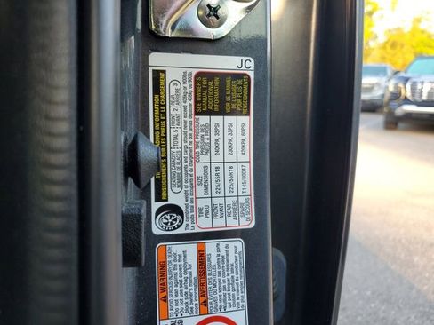 Used 2019 Subaru Forester Touring image 32