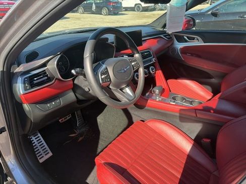 Used 2023 Genesis G70 2.0T w/ Sport Prestige Package image 9