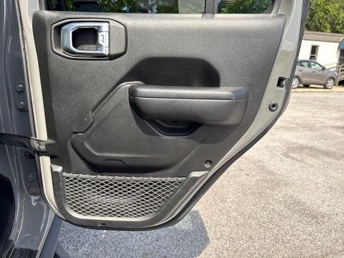 Used 2021 Jeep Wrangler Unlimited Sport AWD/4WD image 29