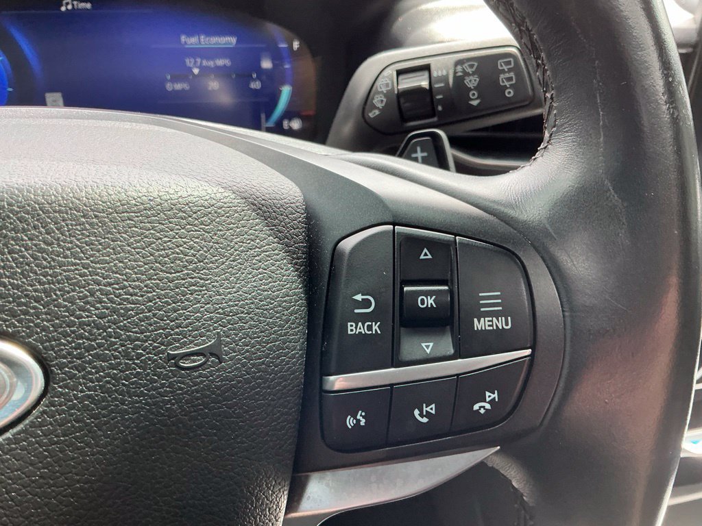 Used 2020 Ford Explorer Platinum w/ Premium Technology Package AWD/4WD image 39