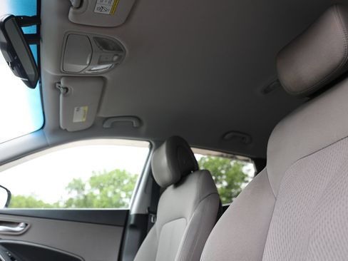 Used 2017 Hyundai Santa Fe Sport AWD/4WD image 20
