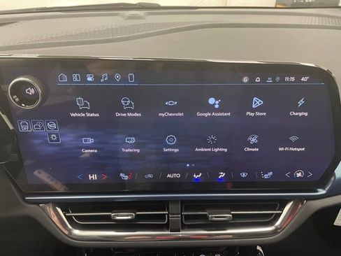 New 2026 Chevrolet Equinox EV LT image 3