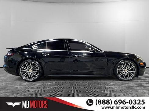 Used 2020 Porsche Panamera 4S image 2