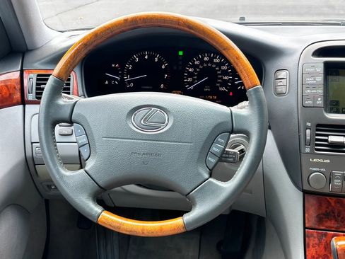 Used 2004 Lexus LS 430 image 27