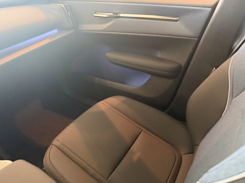 New 2026 Volvo EX30 Cross Country Ultra image 14