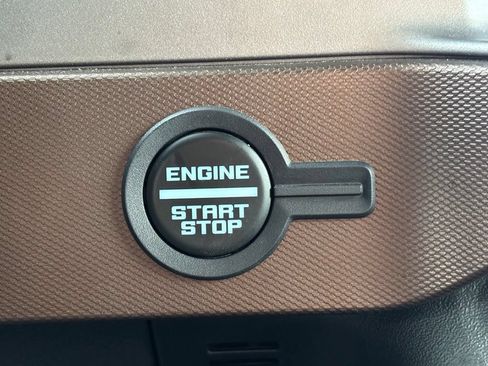 Used 2023 Ford Bronco Outer Banks AWD/4WD image 24