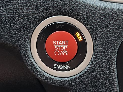 Used 2015 Dodge Charger SRT Hellcat w/ Harman/Kardon Audio Group RWD image 23
