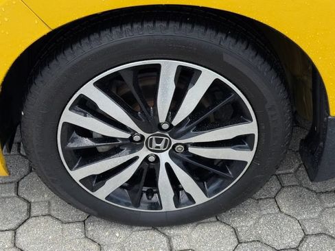 Used 2019 Honda Fit EX image 16