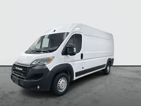 Used 2025 RAM ProMaster 2500 w/ Convenience Group FWD image 5