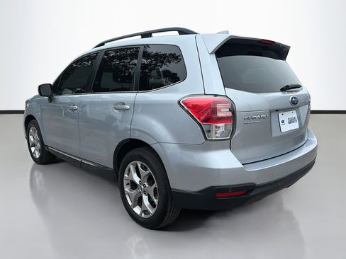 Used 2017 Subaru Forester 2.5i Touring image 5