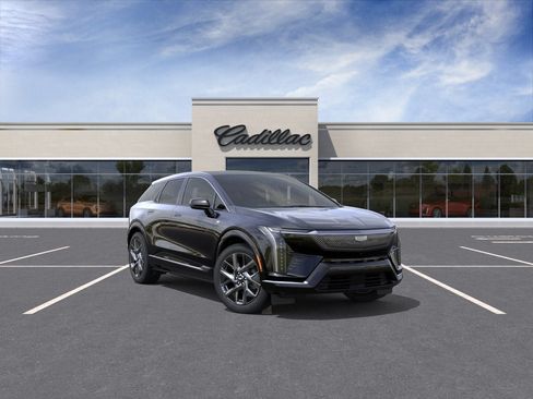 New 2026 Cadillac Optiq Luxury 2 w/ LPO, Floor Liner Package AWD/4WD image 1