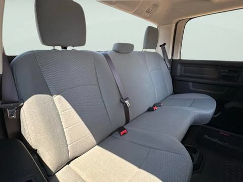 Used 2017 RAM 1500 Express AWD/4WD image 21
