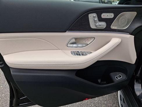 Certified 2026 Mercedes-Benz GLE 450 4MATIC image 7