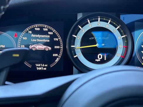 Used 2025 Porsche 911 GT3 RS image 30