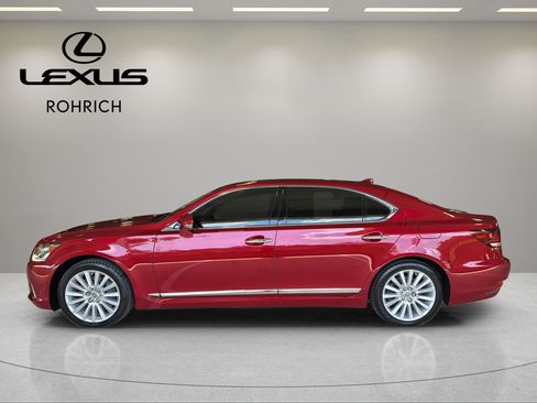 Used 2017 Lexus LS 460 L w/ Ultra Luxury Package AWD/4WD image 9