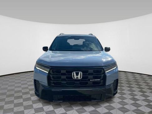 New 2026 Honda Pilot Black Edition image 8