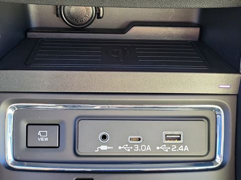 Certified 2025 Subaru Ascent Limited image 24