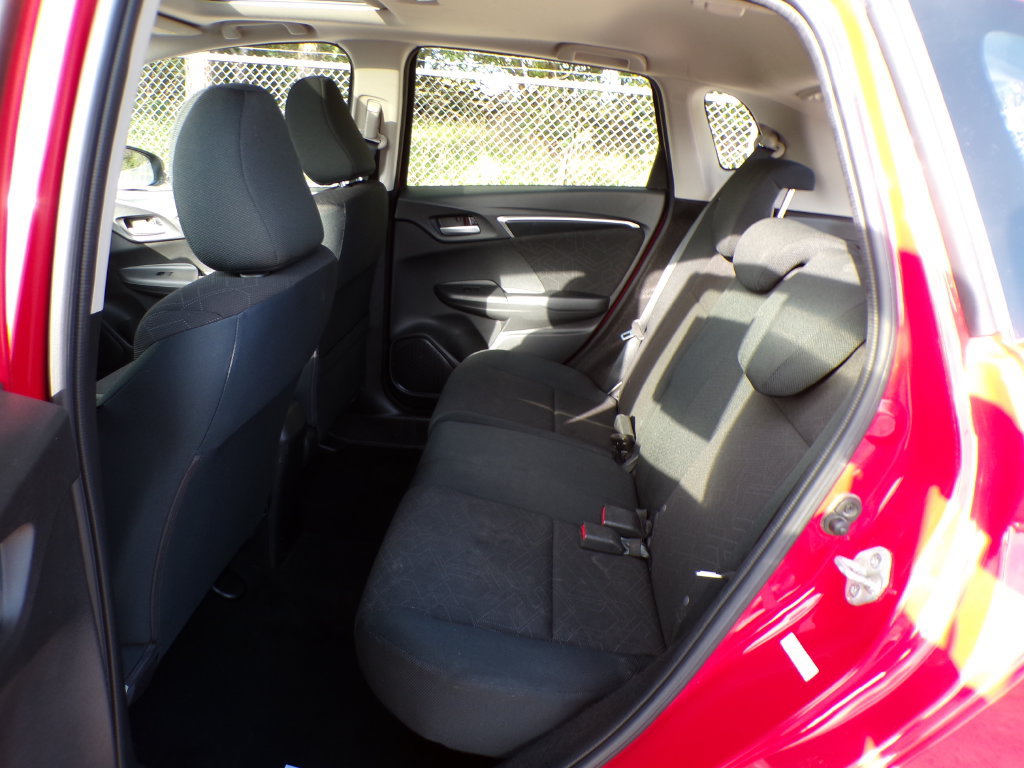 Used 2016 Honda Fit EX image 18