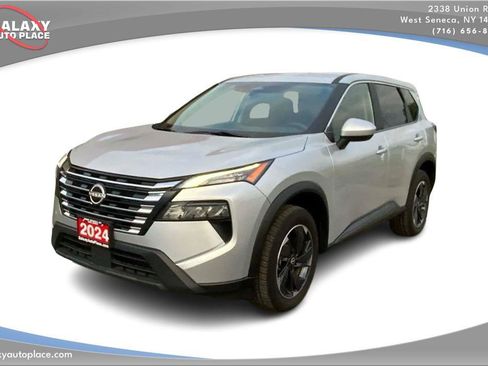 Used 2024 Nissan Rogue SV AWD/4WD image 1