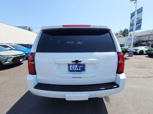 Used 2016 Chevrolet Tahoe LT w/ Luxury Package RWD image 7