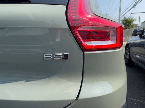 Certified 2023 Volvo XC40 B5 Plus w/ Driver Assist Package image 8