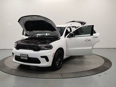 Used 2023 Dodge Durango GT RWD image 12