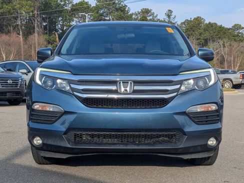 Used 2018 Honda Pilot EX image 10