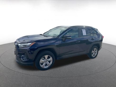 Used 2025 Toyota RAV4 XLE image 8