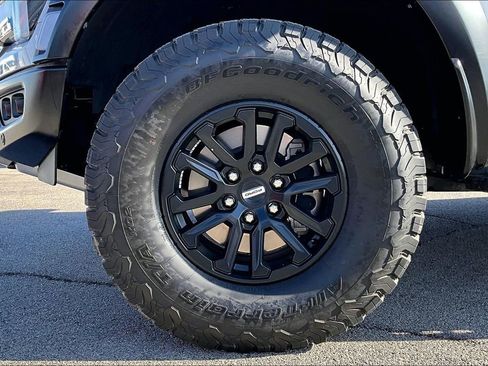 Used 2025 Ford F150 Raptor image 34