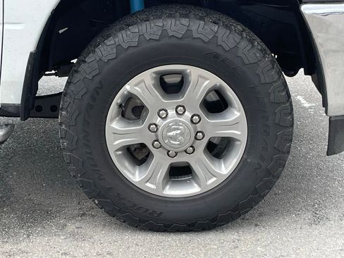 Used 2024 RAM 2500 Big Horn w/ Off Road Package image 32