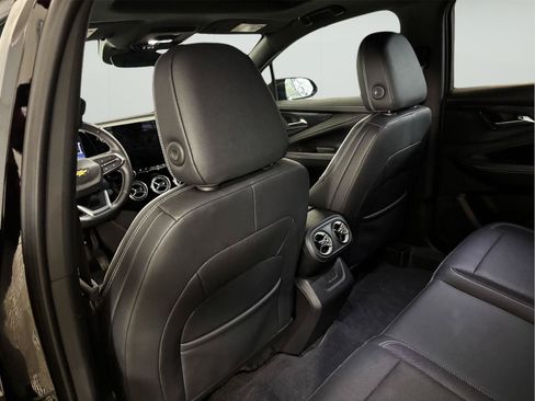 Used 2024 Chevrolet Blazer EV LT AWD/4WD image 24
