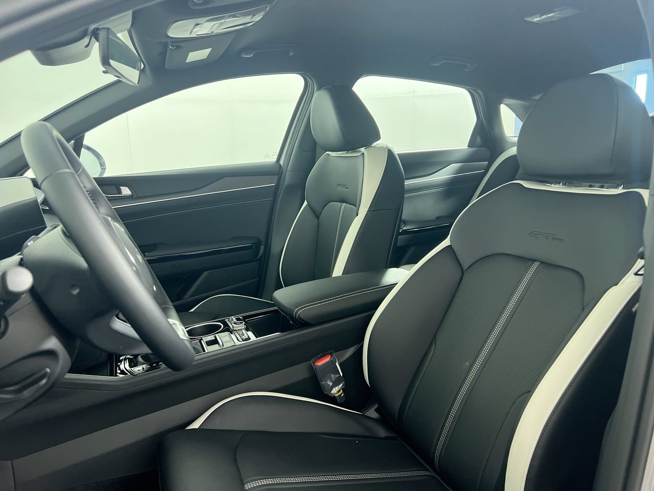 New 2026 Kia K5 GT-Line FWD image 14