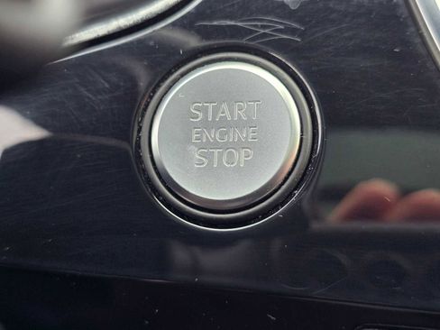 Used 2017 Audi Q7 3.0T Prestige image 33