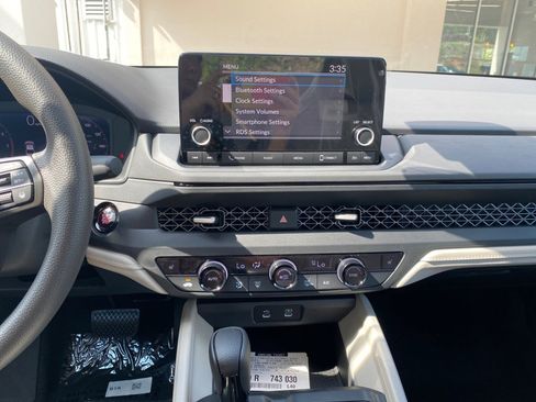 Used 2023 Honda Accord EX image 20