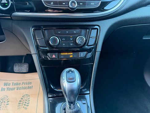 Used 2018 Buick Encore Sport Touring image 22