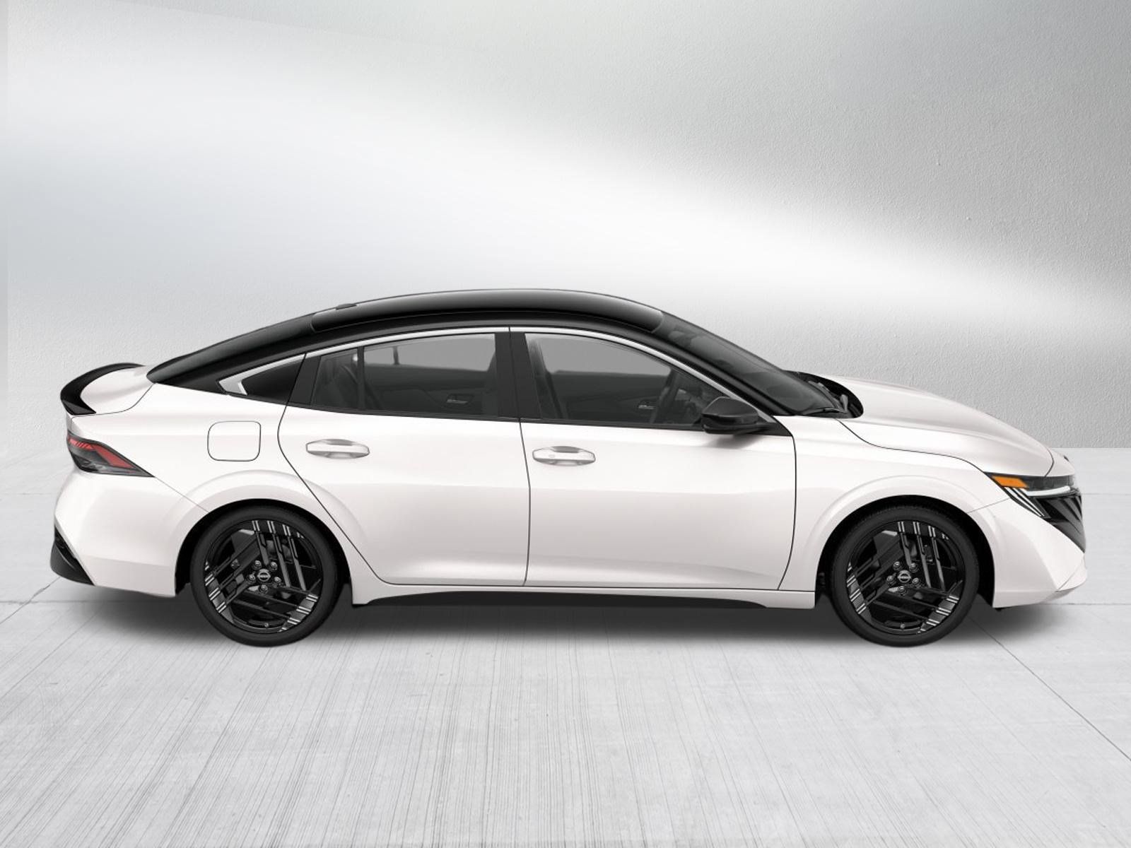 New 2027 Nissan Sentra SR FWD image 4