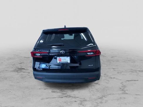 Certified 2025 Toyota Grand Highlander AWD image 9