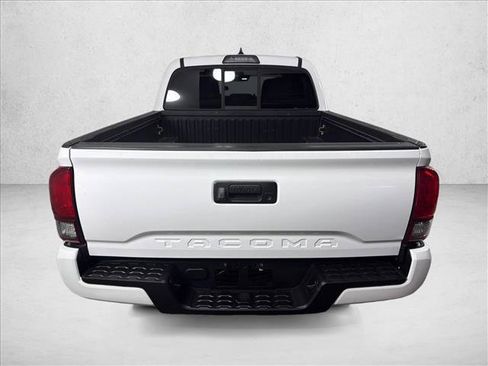 Used 2019 Toyota Tacoma SR w/ SR Convenience Package RWD image 4