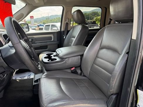 Used 2017 RAM 2500 SLT AWD/4WD image 10