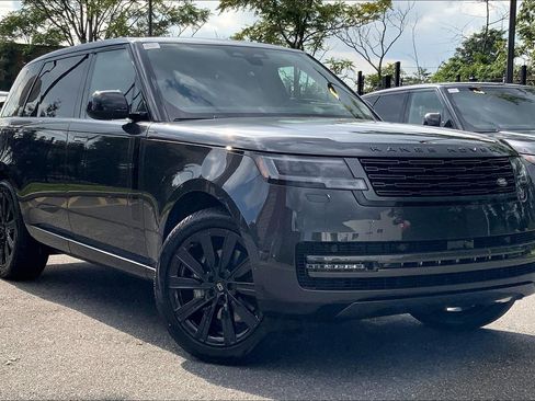 New 2027 Land Rover Range Rover Long Wheelbase SE AWD/4WD image 2
