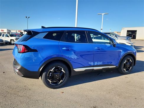 New 2026 Kia Sportage EX image 2