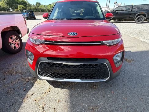 Used 2021 Kia Soul LX FWD image 3