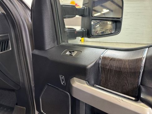 Used 2021 Ford F250 Lariat w/ Lariat Ultimate Package image 60