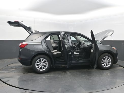 Used 2020 Chevrolet Equinox LS w/ LS Convenience Package image 45