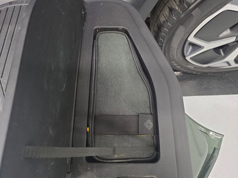 Used 2024 Rivian R1T Adventure AWD/4WD image 32