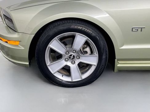 Used 2006 Ford Mustang GT Premium RWD image 22