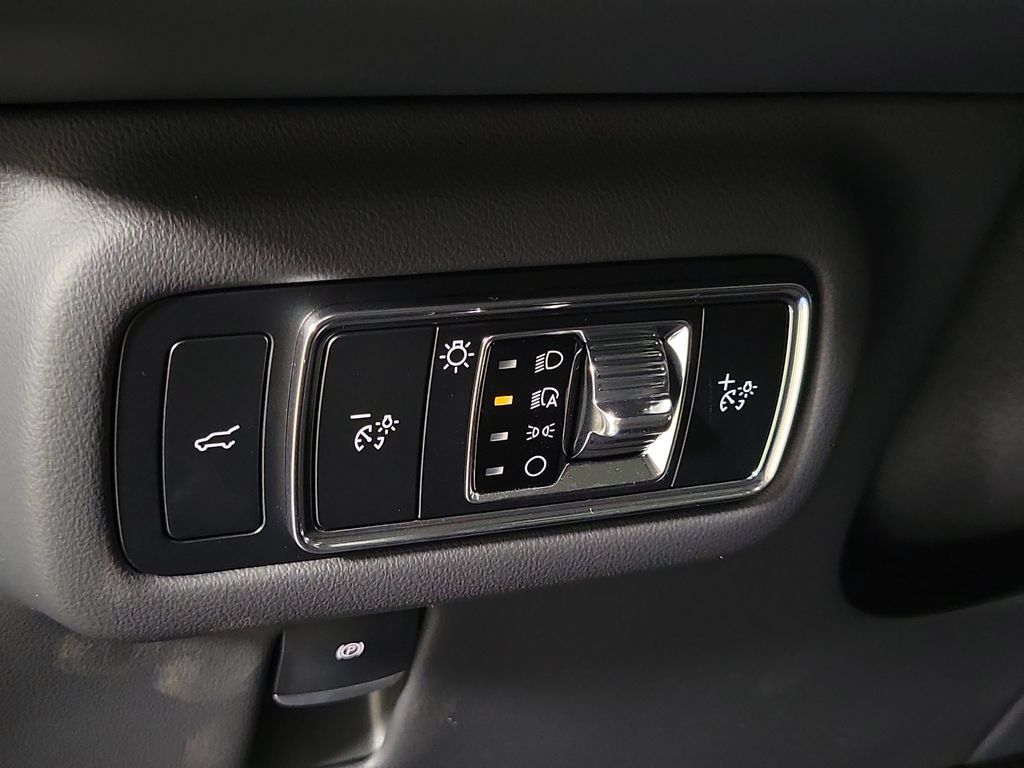 New 2026 Lincoln Nautilus Premier w/ Equipment Group 102A AWD/4WD image 21